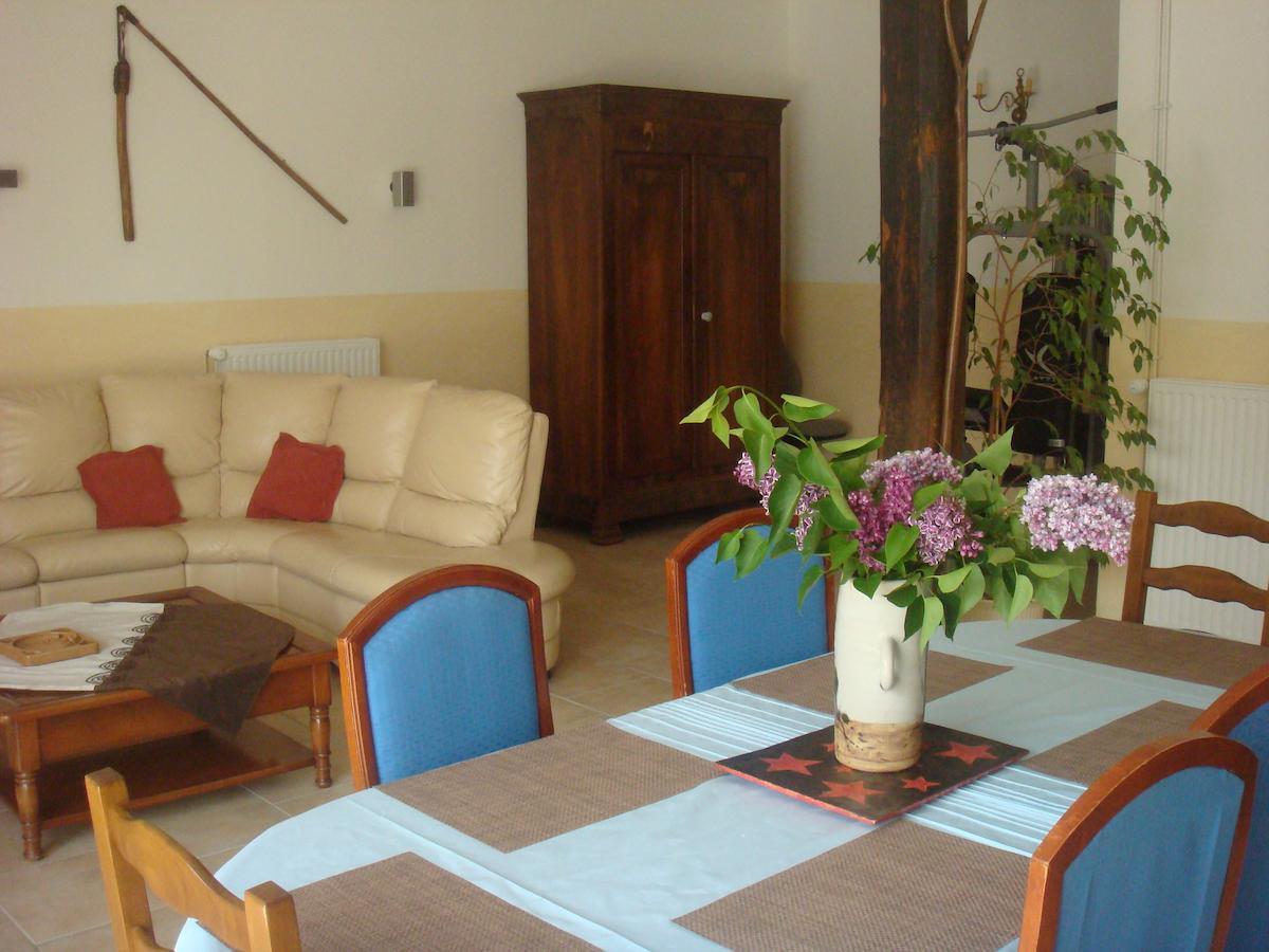 Chambres D'Hotes Le Clos De La Touche Cheille Luaran gambar