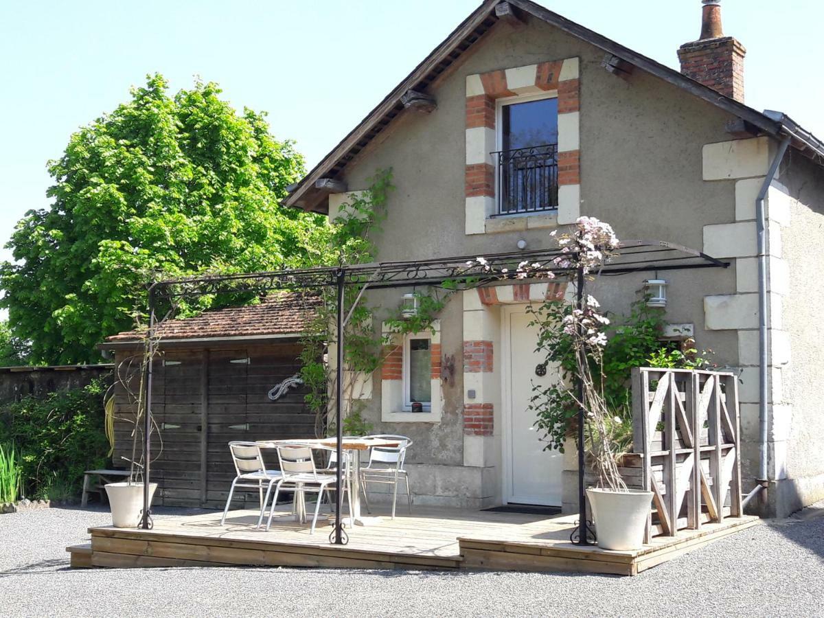 Chambres D'Hotes Le Clos De La Touche Cheille Luaran gambar